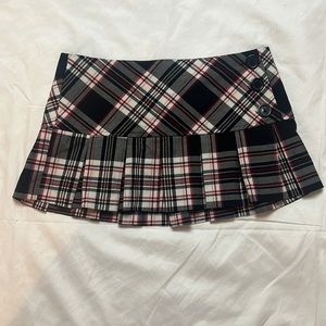 Wet Seal Pleaded Mini Skirt (NWOT)